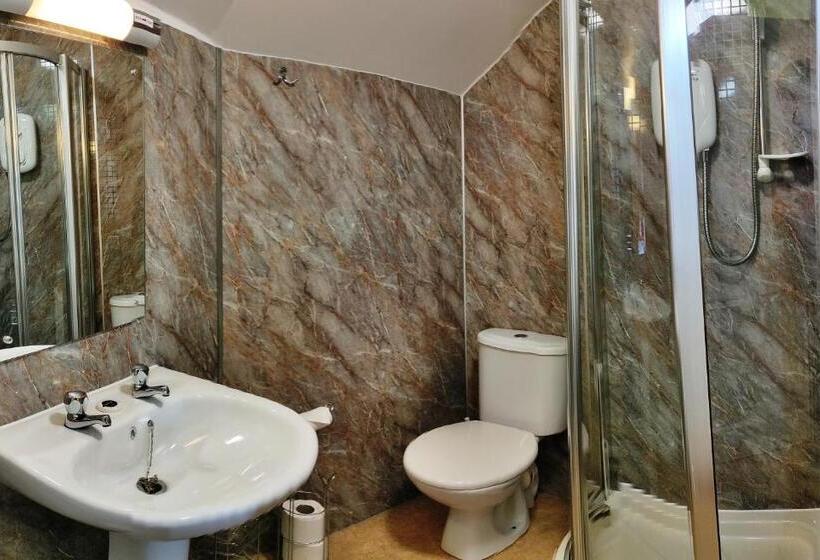 غرفة قياسية, Strathness House