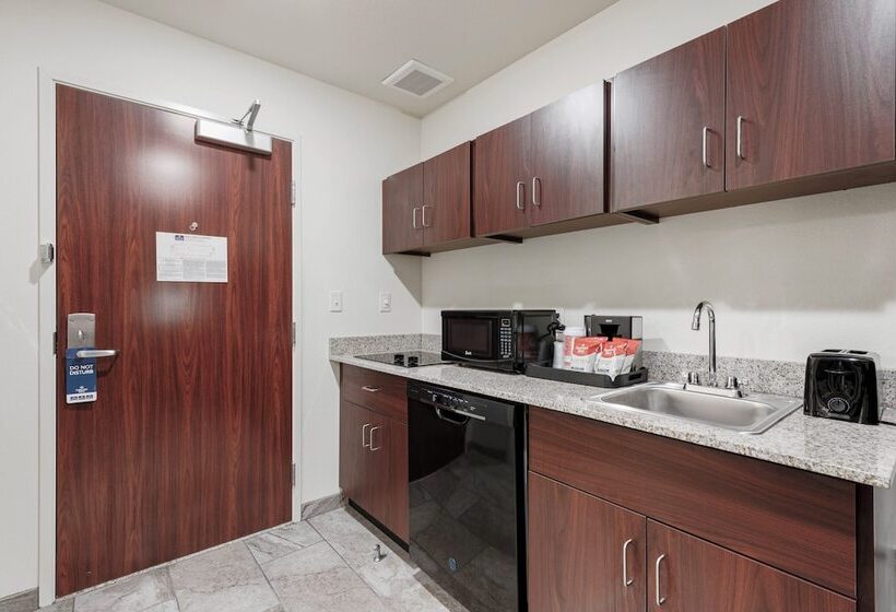 جناح, Cobblestone Hotel & Suites   Urbana