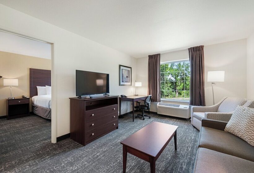 Люкс, Cobblestone Hotel & Suites   Urbana
