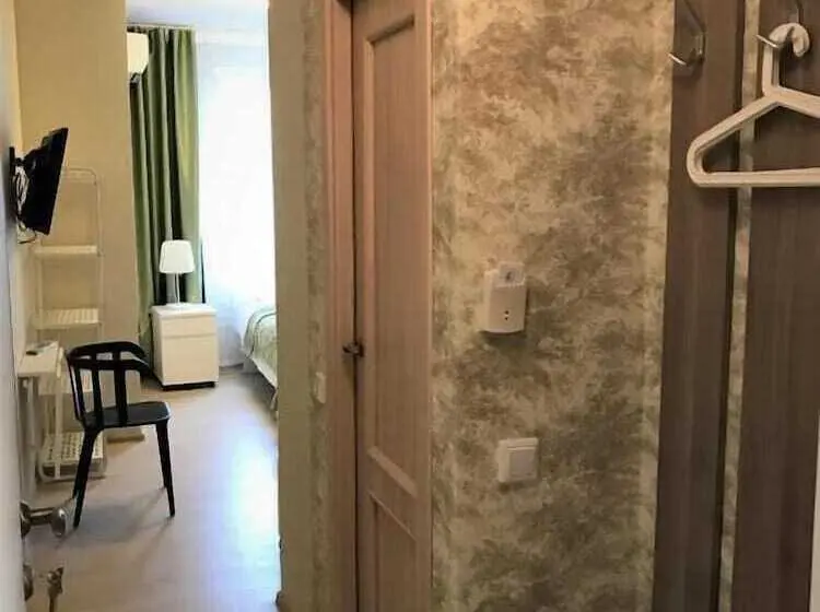 Chambre Standard, Crocus Star