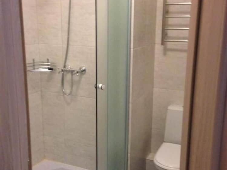 استودیوی سوپریور, Crocus Star