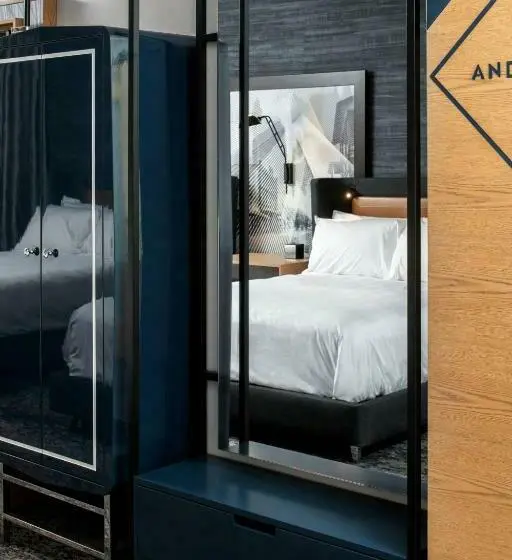 Standard Room King Size Bed
