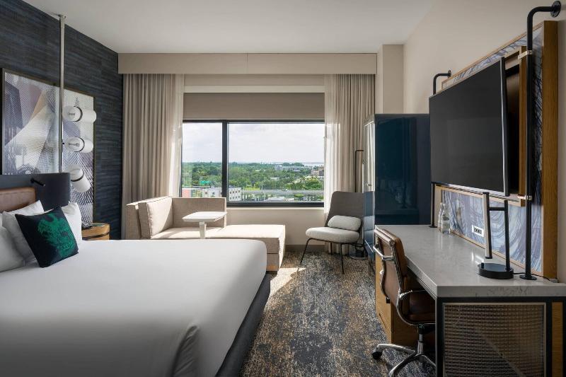 غرفة قياسية سرير كينج, Luminary Hotel & Co., Autograph Collection