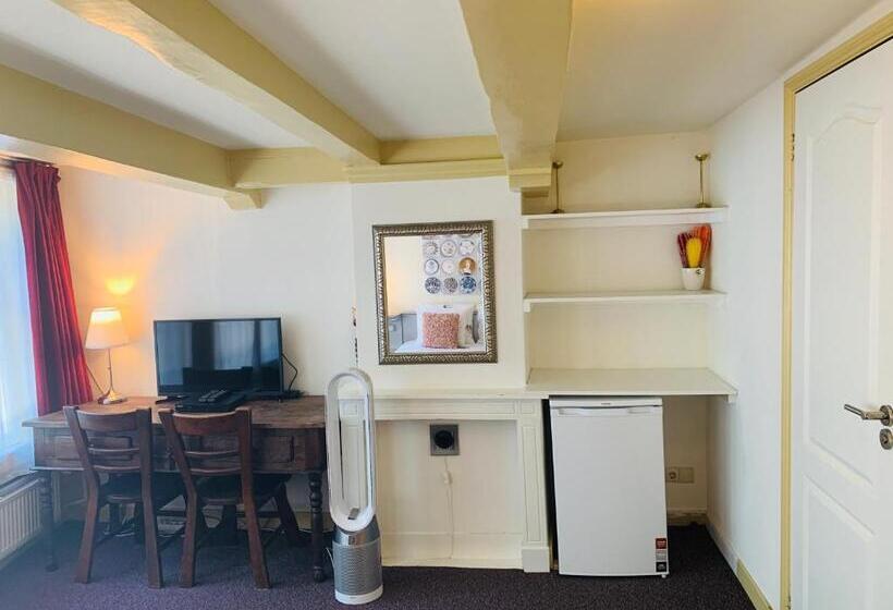 اتاق استاندارد, Amsterdam Central Guest House