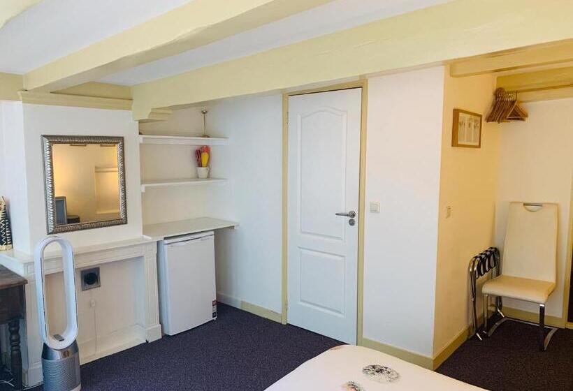 اتاق استاندارد, Amsterdam Central Guest House