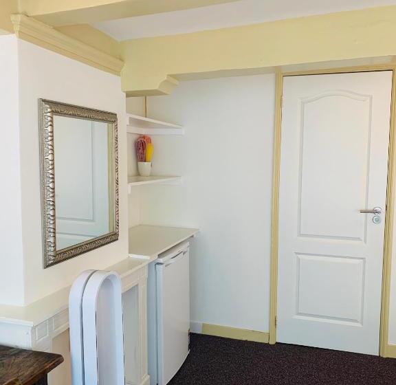 اتاق استاندارد, Amsterdam Central Guest House