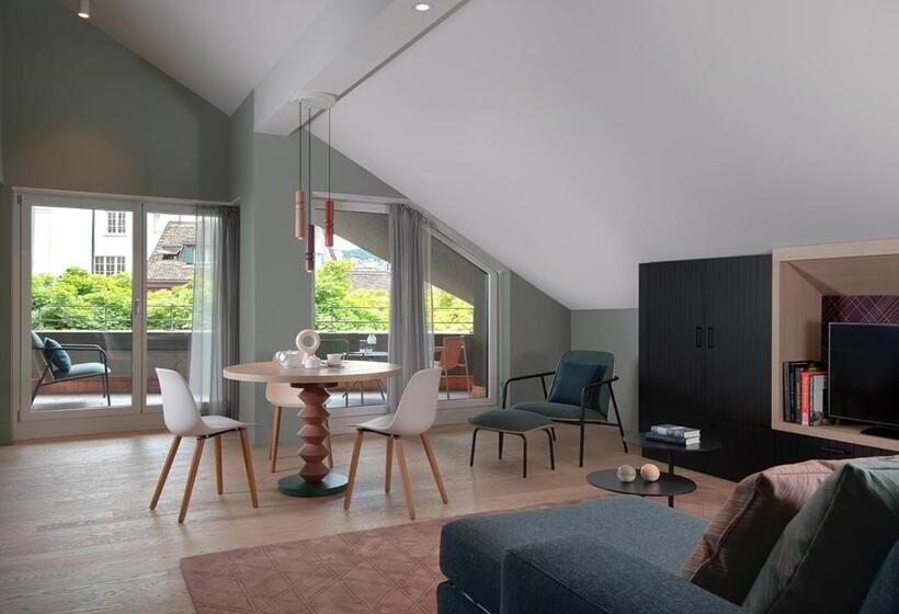 سوئیت با بالکن, Sorell Hotel St. Peter