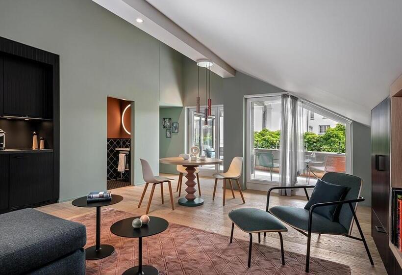 سوئیت با بالکن, Sorell Hotel St. Peter