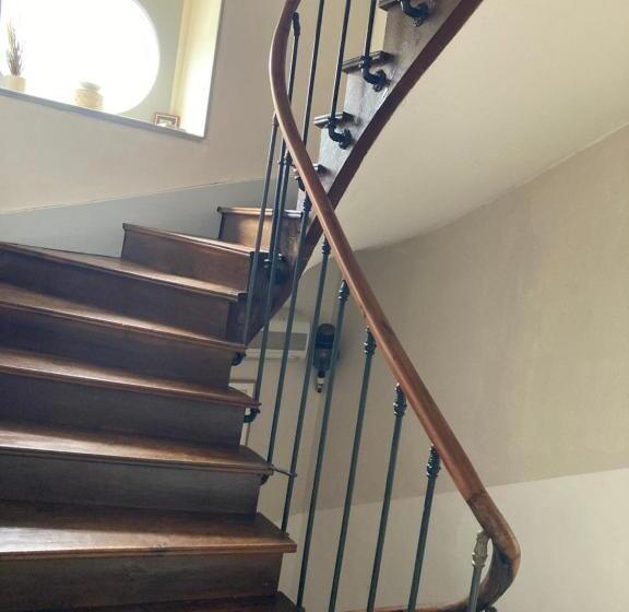 בית, 3 חדרי שינה, Clos De Belle Roche