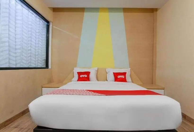 اتاق لوکس با تخت بزرگ, Capital O 3476 Millenium Inn