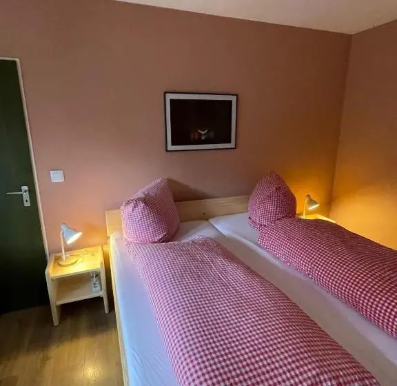 Standart Oda, Talstation Heumöderntal