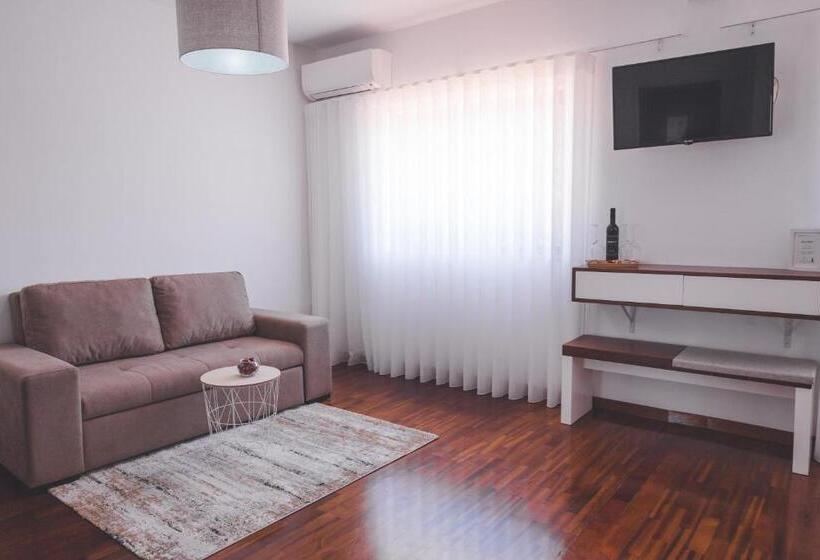 סוויטה דלוקס, Quinta Da Portela Douro