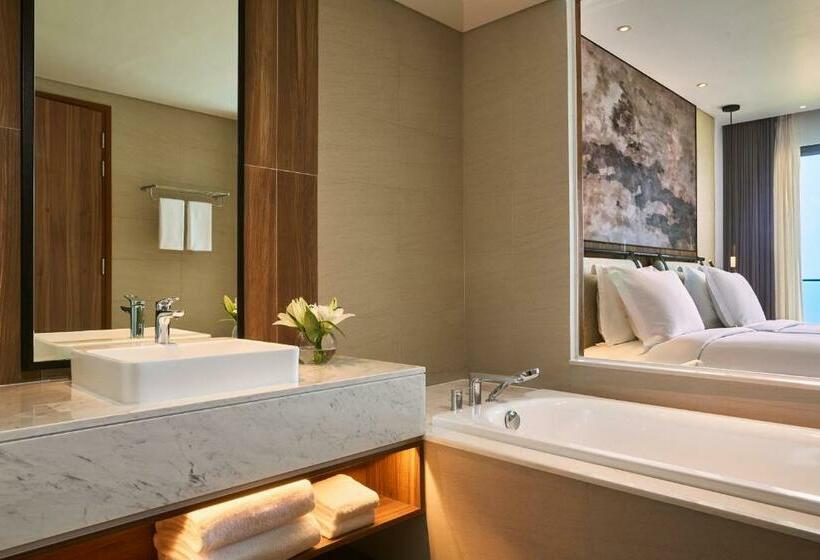 اتاق سوپریور با تخت بزرگ, Mövenpick Resort Waverly Phu Quoc