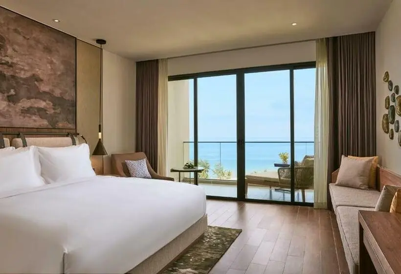 اتاق سوپریور با تخت بزرگ, Mövenpick Resort Waverly Phu Quoc