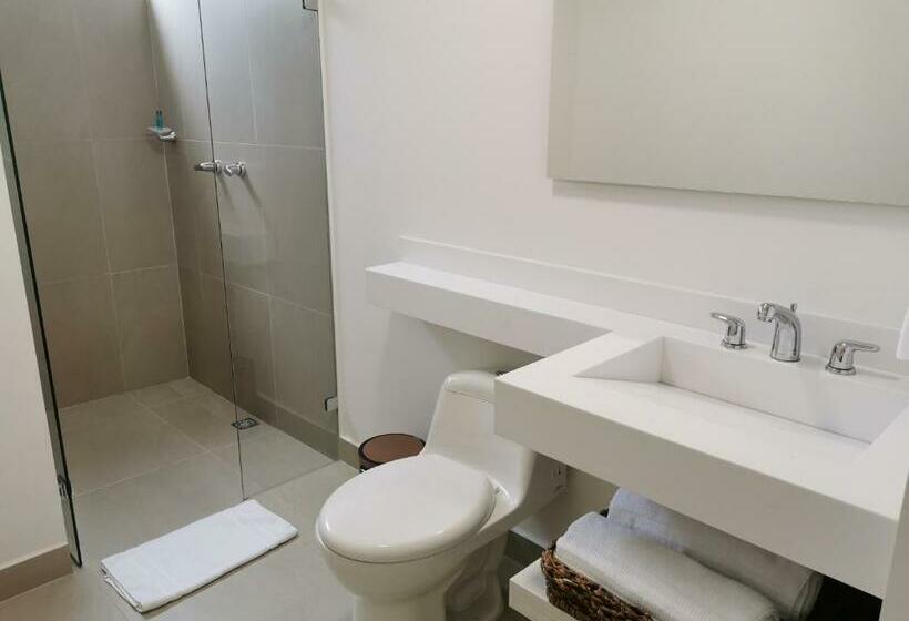 Люкс Кровать Кинг, Origen Local Suites