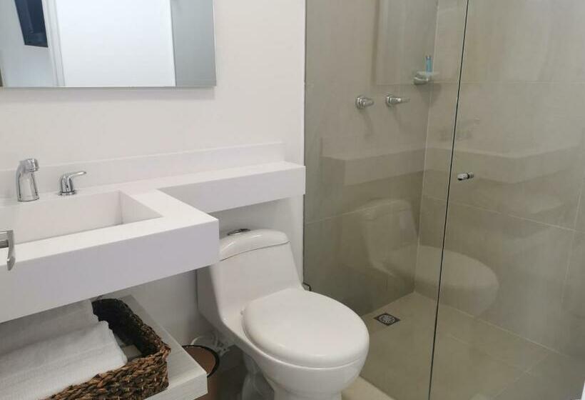 バルコニー付スイート, Origen Local Suites