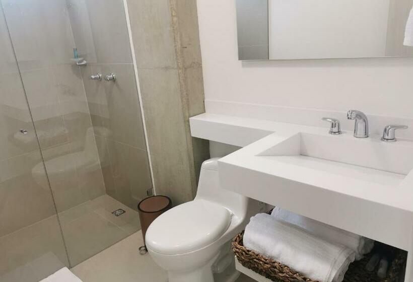 スイート（家族用）, Origen Local Suites