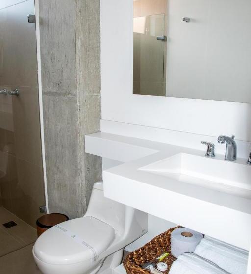 スイート（家族用）, Origen Local Suites