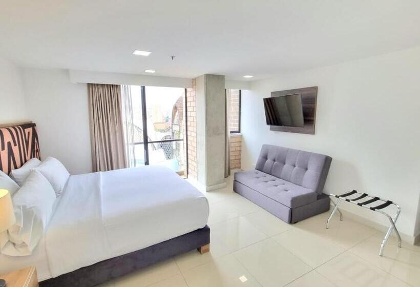 スタンダードスタジオ, Origen Local Suites