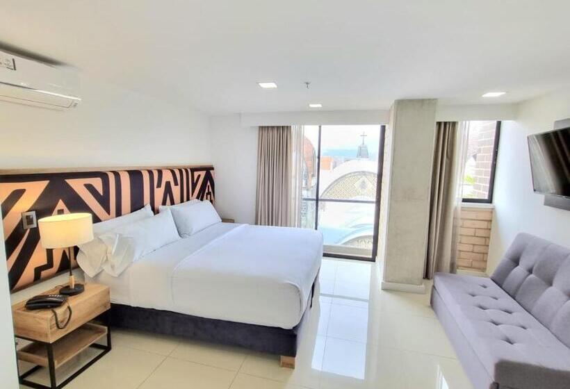 スタンダードスタジオ, Origen Local Suites