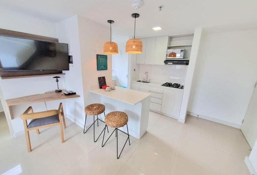 Люкс Deluxe Кровать Кинг, Origen Local Suites