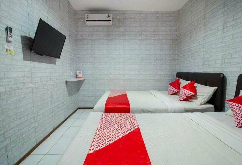 Familjerum, Oyo 3283 Bwalk