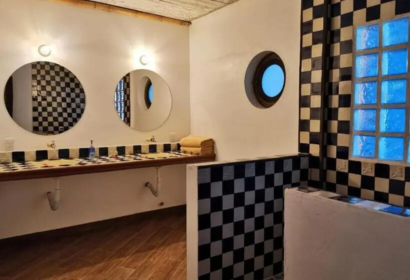 Sviitti Allasnäkymä, Posada Buda Tortuga