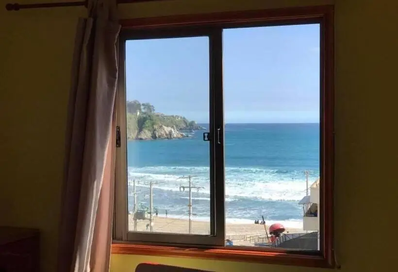 オーシャンビュースイート, Hostal Agustín Ii