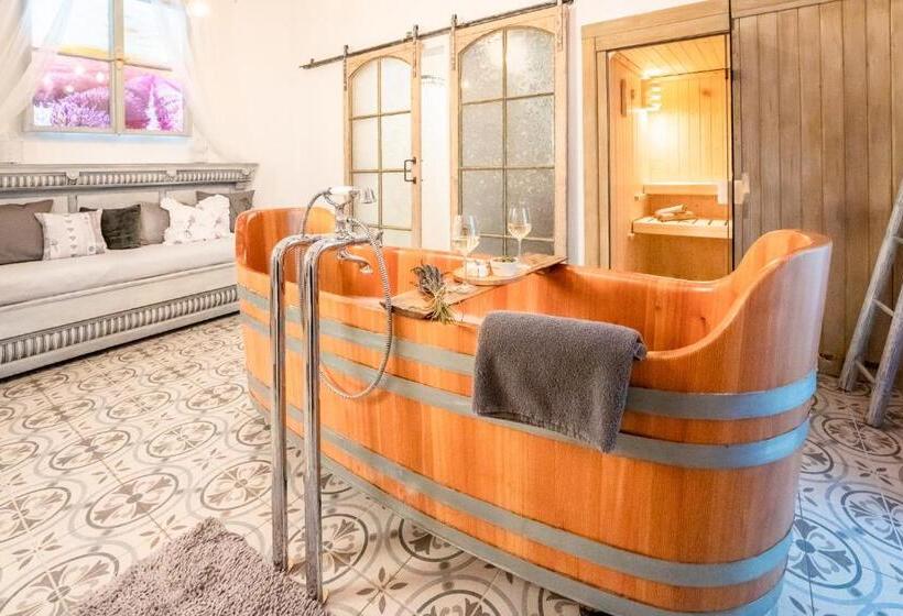 스탠다드 자쿠지 룸, Dům U Lázní