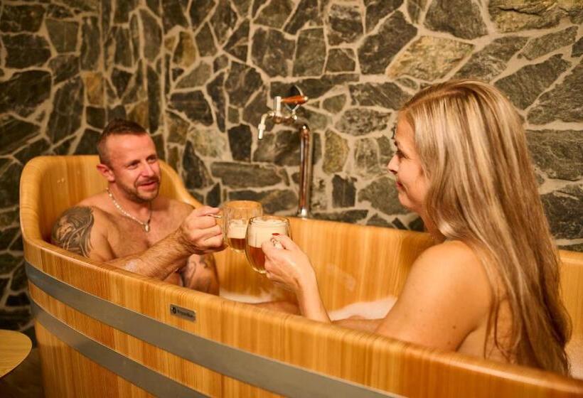 Стандартный Номер Кровать Кинг, Dům U Lázní