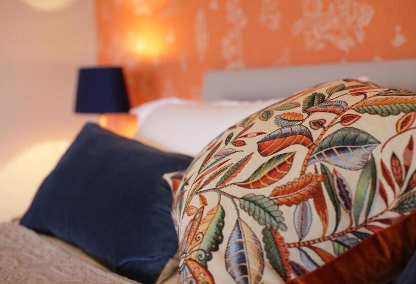 חדר סופריור עם נוף להרים, Cwmbach Lodge Luxury B&b