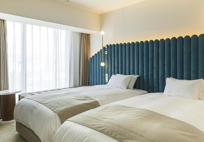 Номер Стандарт, The Knot Hiroshima