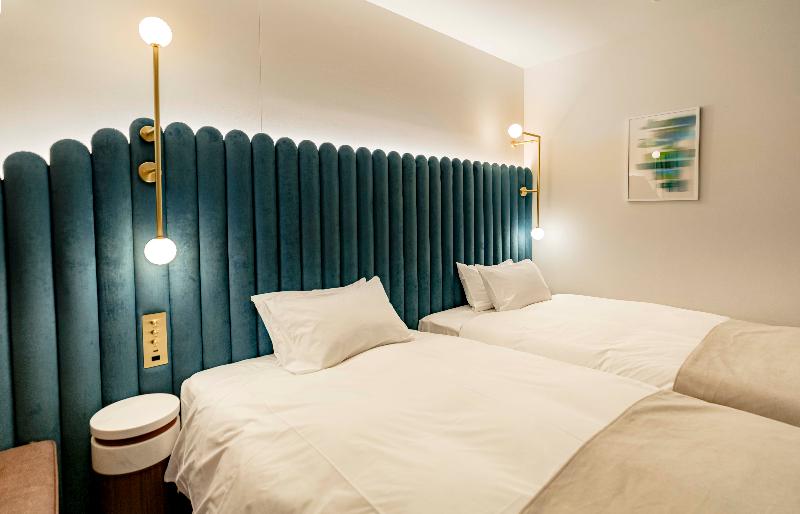 Номер Стандарт, The Knot Hiroshima