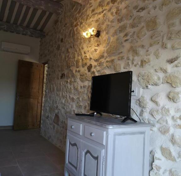 חדר סטנדרט נוף לבריכה, La Petite Plaine