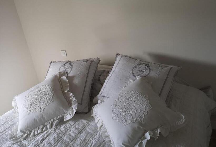 חדר סטנדרט נוף לבריכה, La Petite Plaine