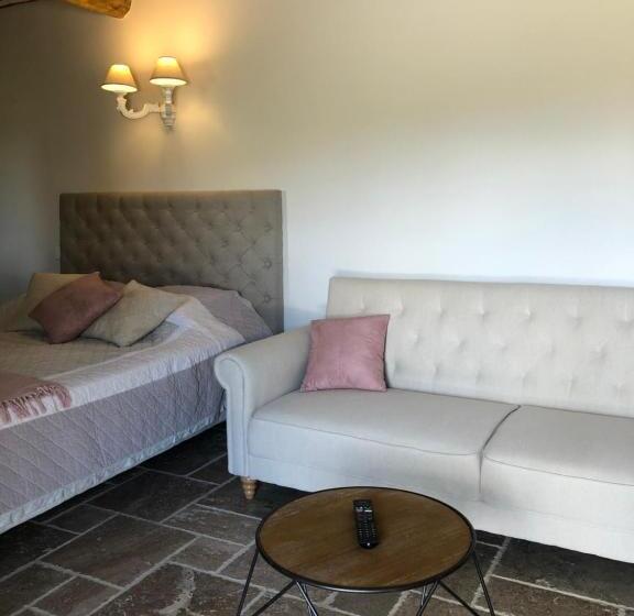 חדר דחוקס עם מיטת קינג, La Petite Plaine