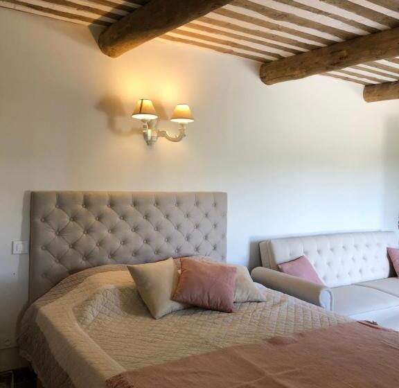 חדר דחוקס עם מיטת קינג, La Petite Plaine