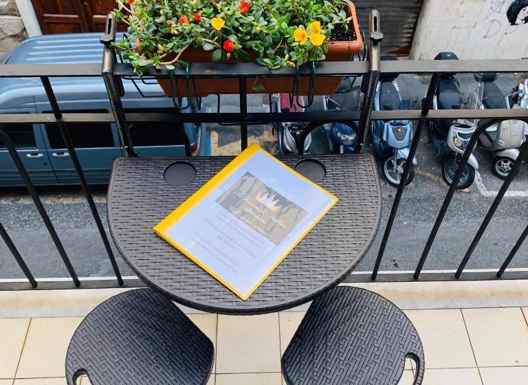 غرفة أساسية, Le Camere Di Nathan