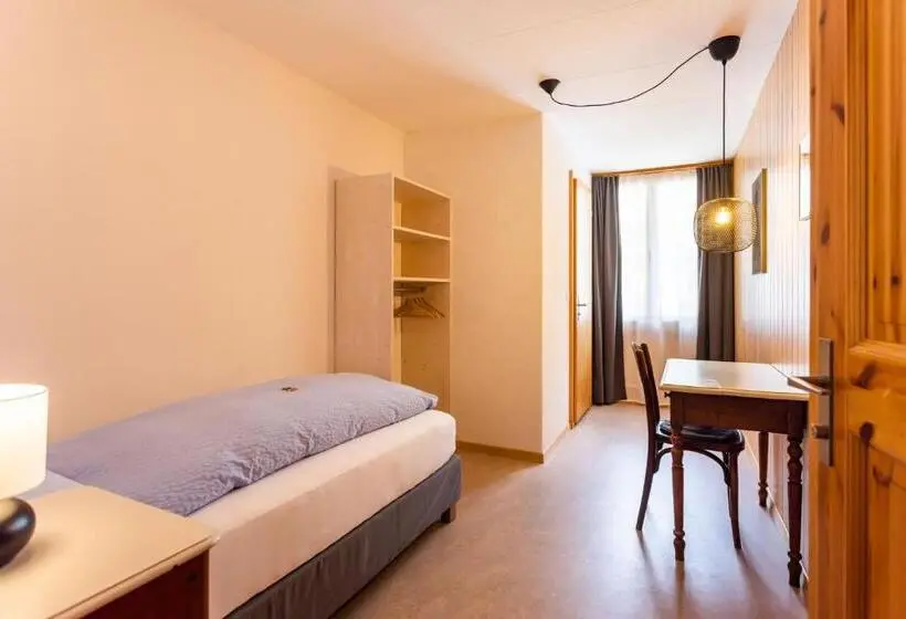 スタンダードシングルルーム, Seehotel Sternen