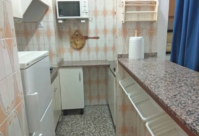 Escritório Estándar, Apartamentos Voramar 3000