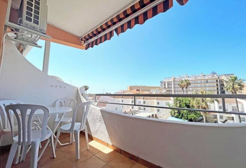 Escritório Estándar, Apartamentos Voramar 3000