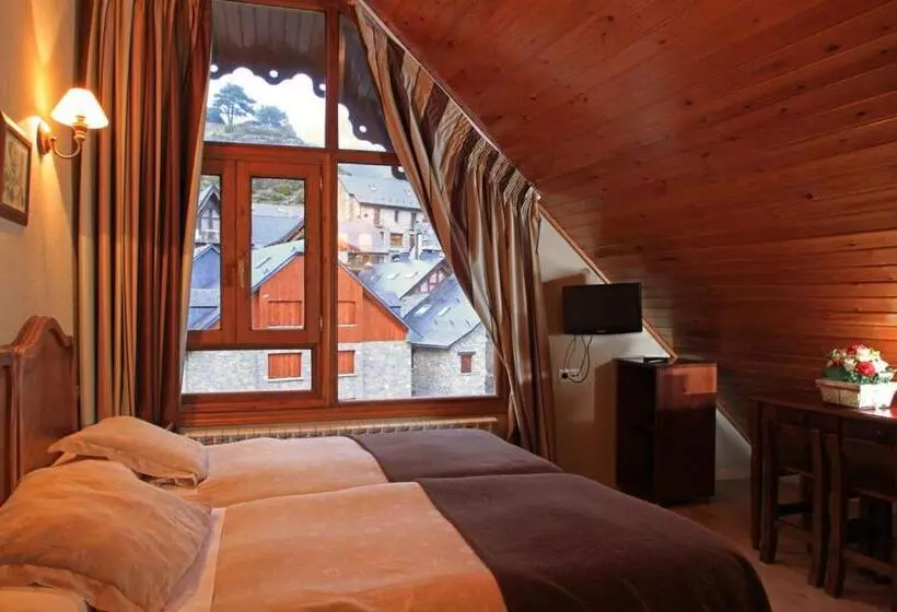 スタンダードトリプルルーム, Aparthotel El Reyno
