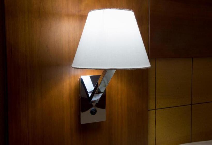 اتاق استاندارد, Cordoba Centro