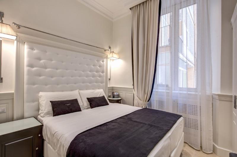 חדר אקונומי, Dei Quiriti