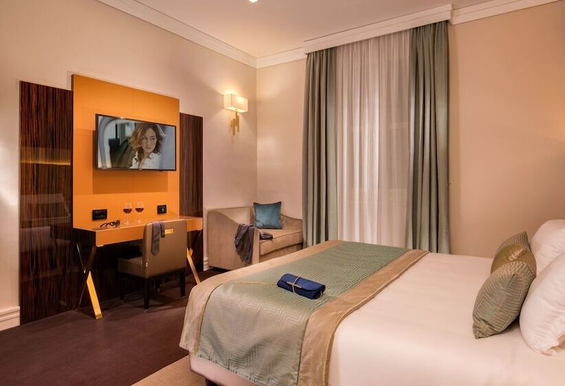 חדר סופריור, Gioberti