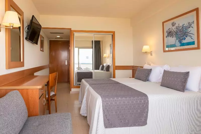 اتاق استاندارد با چشم‌انداز دریا, htop Pineda Palace & Spa 4* Sup - Adults Only