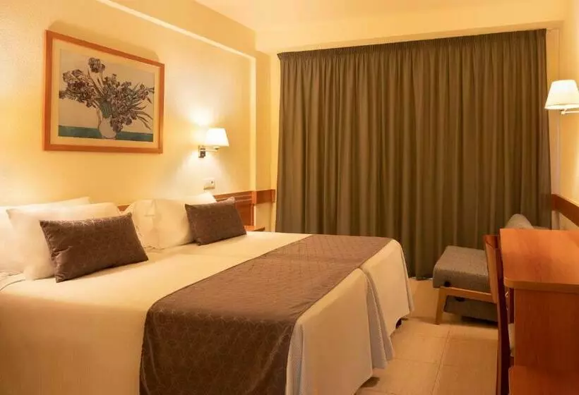 اتاق استاندارد سه نفره, htop Pineda Palace & Spa 4* Sup - Adults Only