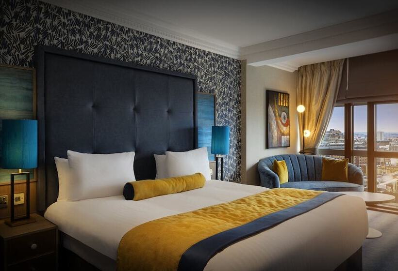 Номер Executive, Leonardo Royal Hotel London City   Tower Of London