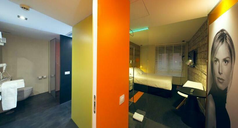 اتاق پرمیوم, Mirador De Chamartin