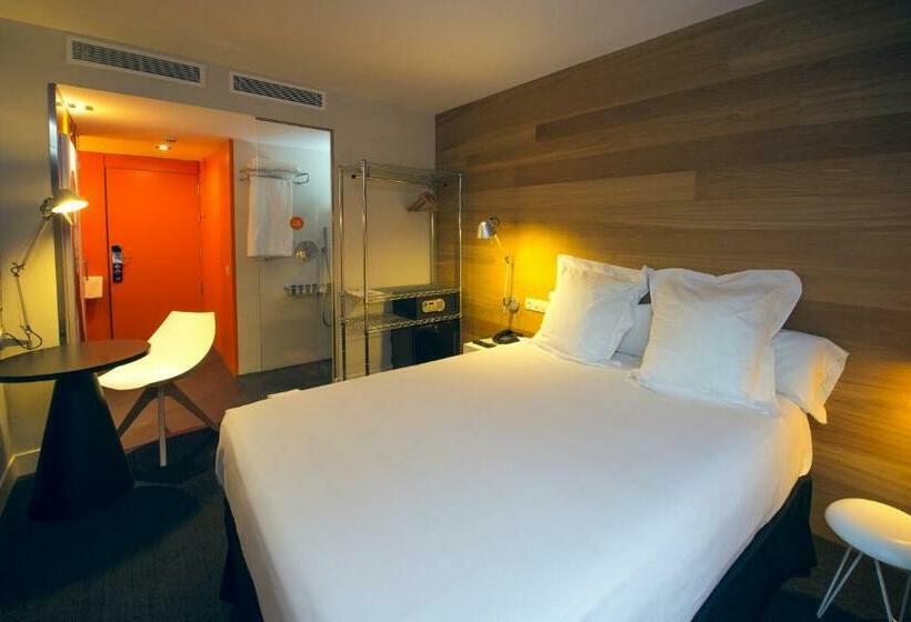 اتاق پرمیوم, Mirador De Chamartin